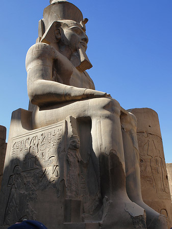 Fotos Statuen am Luxor Tempel