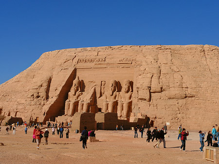 Tempel mit Himmel Fotos