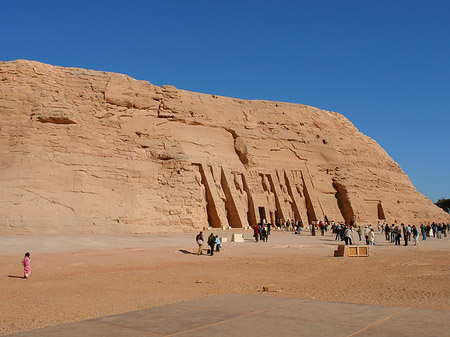 Tempel mit Himmel Foto 