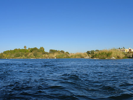 Blick über Wasser Foto 