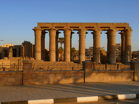 Foto Luxor Tempel bei Sonnenuntergang