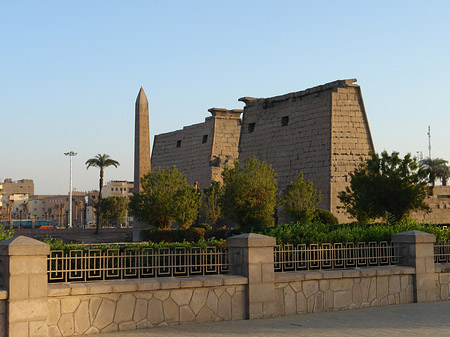 Luxor Tempel bei Sonnenuntergang Foto 