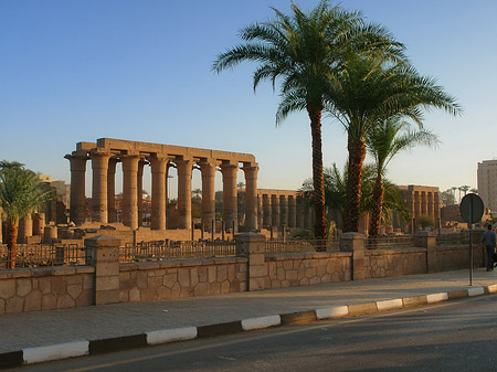 Luxor Tempel bei Sonnenuntergang Foto 