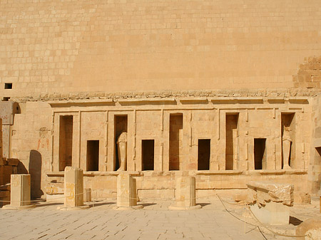 Eingang zu Tempel der Hatschepsut Fotos