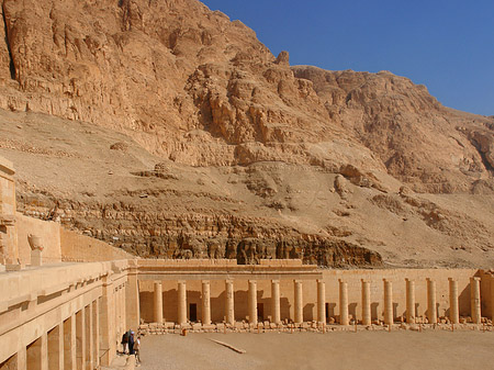 Foto Eingang zu Tempel der Hatschepsut - 