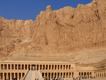 Eingang zu Tempel der Hatschepsut Foto 