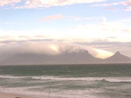 Fotos Der Tafelberg mit Wasser | Kapstadt